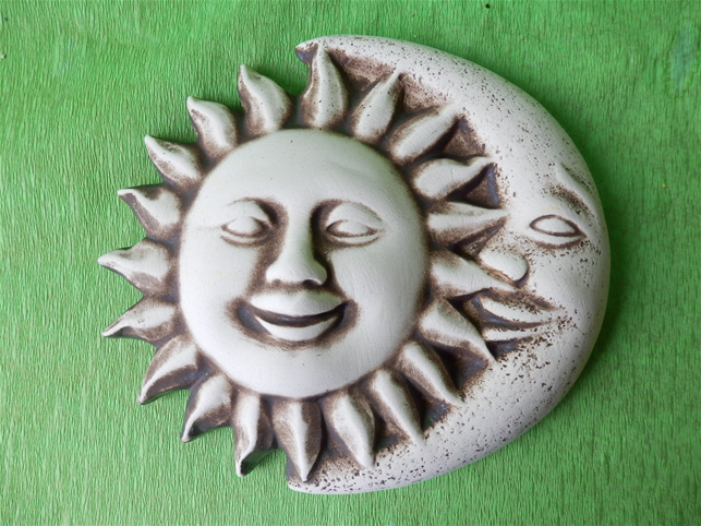 Keramická nástěnná ozdoba slunce a měsíc