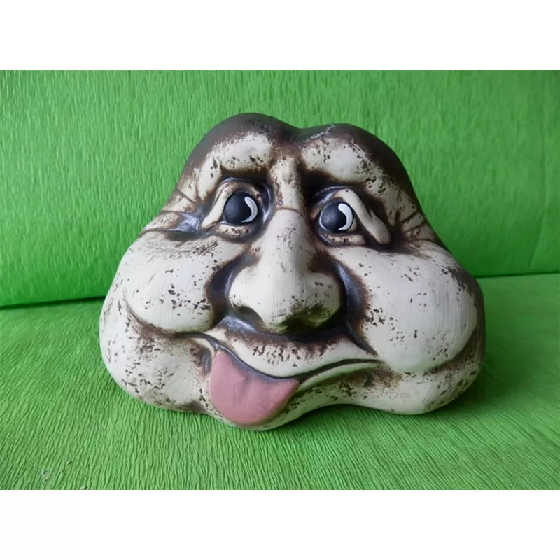 Keramický ozdobný kámen s jazykem