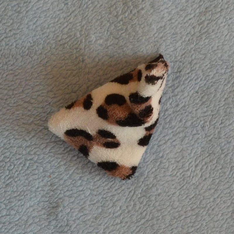 malý leopardí pytlík